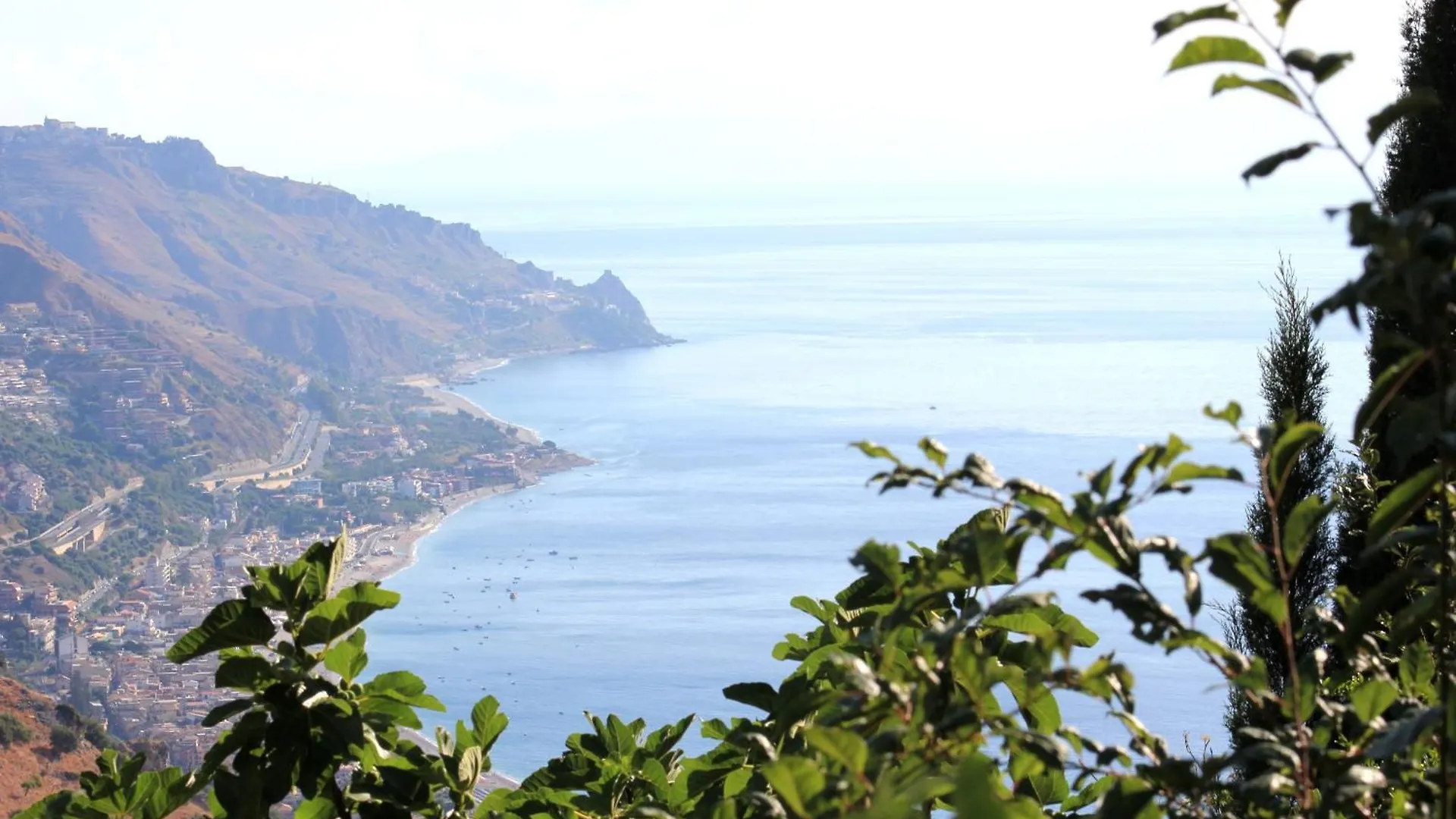 Bed & Breakfast Villa Almoezia Charming B&B Taormina Italy
