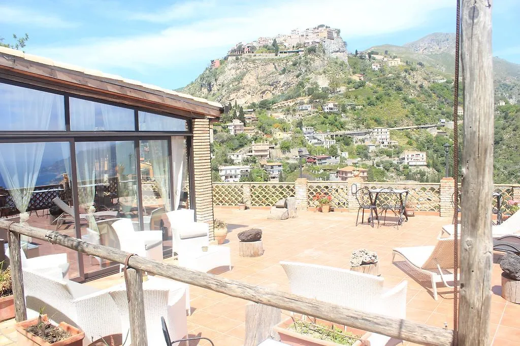 Villa Almoezia Charming B&B Taormina Italy