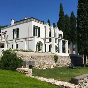 washington-apartments-al-vittoriale.it-lombardy.com/
